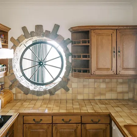 Woning Met Prachtig Uitzicht - Maison Colline 466 Holiday home *